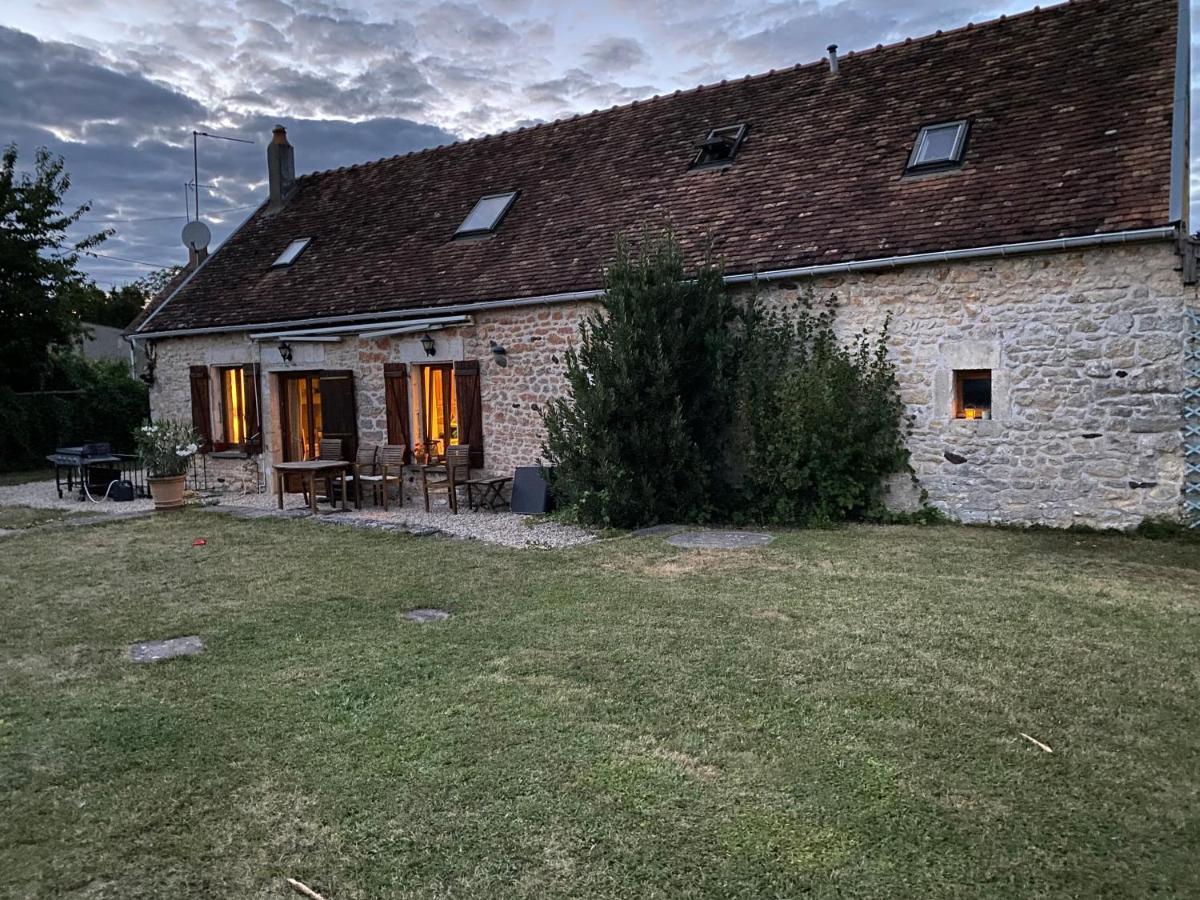 Villa La Petite Breuille Lainsecq Esterno foto